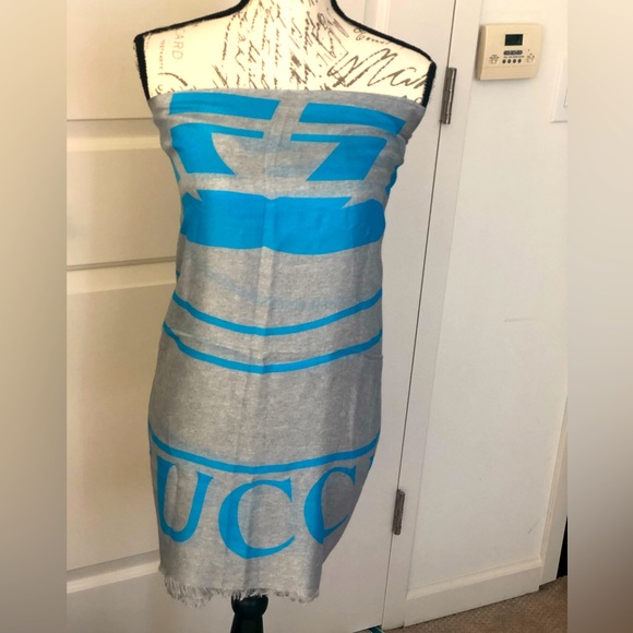 Gucci silk modal shawl NWT - Picture 5 of 9